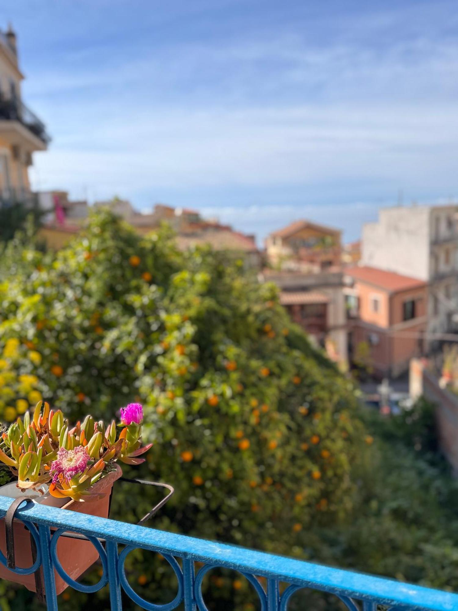 مبيت وإفطار Taormina'S Sun المظهر الخارجي الصورة
